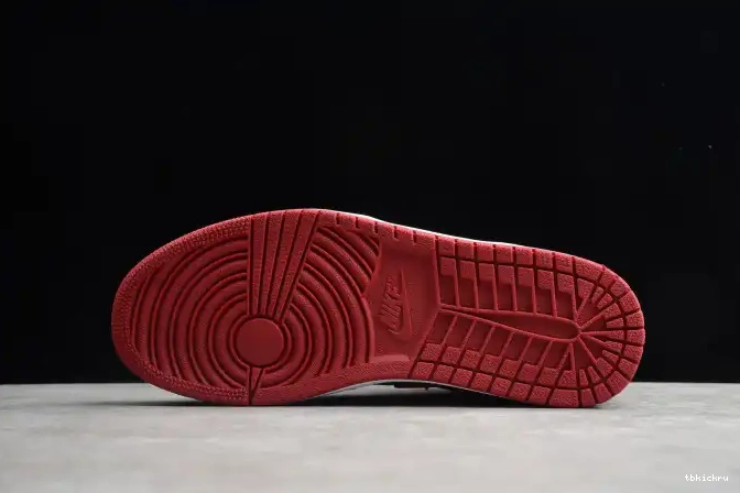 Rep TBK Air Jordan 432001-001 1 Retro Banned 0623